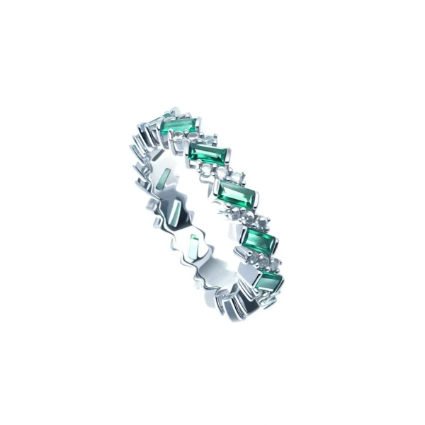 Emerald S925 Silver Ring - Diamond Cut with Accent Stones